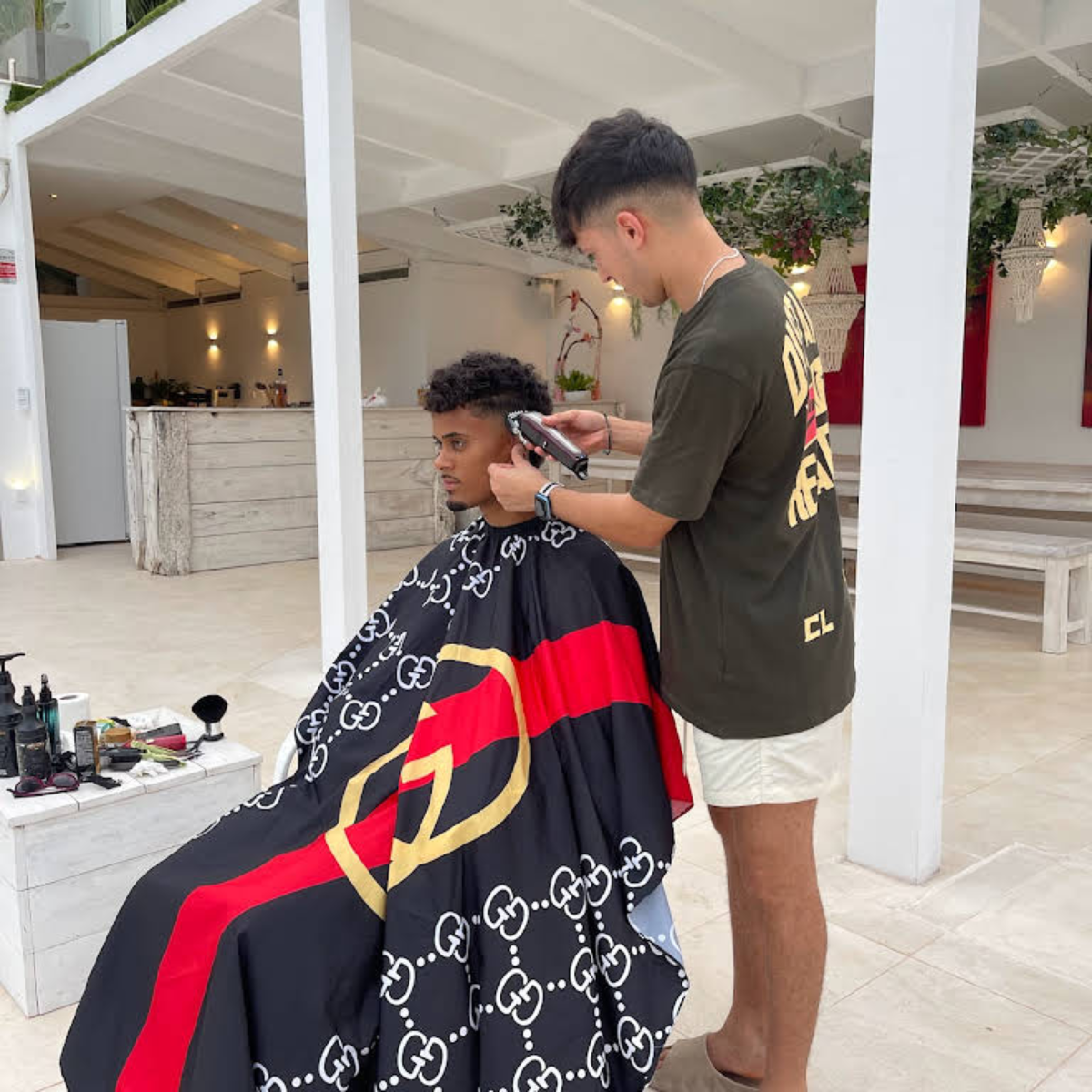 capas de barbería gucci negra roja Comprar en tienda onlineshoppingcenterg Colombia centro de compras en linea osc